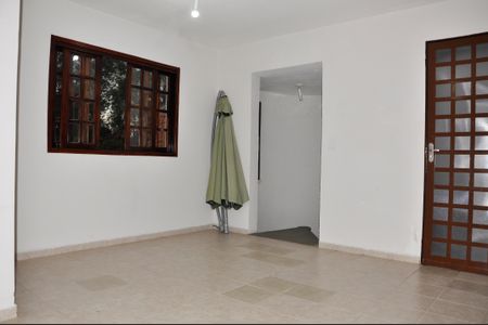 Casa à venda com 320m², 3 quartos e 4 vagasDetalhe - Academia