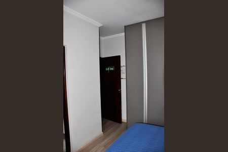 Casa à venda com 320m², 3 quartos e 4 vagasDetalhe - Quarto 03 com Suíte Americana