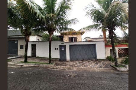 Casa à venda com 320m², 3 quartos e 4 vagasFachada do Imóvel