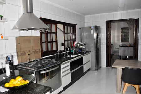 Casa à venda com 320m², 3 quartos e 4 vagasDetalhe - Cozinha