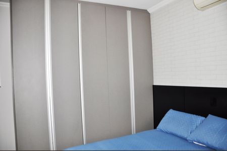 Casa à venda com 320m², 3 quartos e 4 vagasDetalhe - Quarto 03 com Suíte Americana