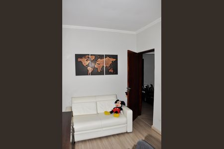 Casa à venda com 320m², 3 quartos e 4 vagasDetalhe - Quarto 04 com Suíte Americana