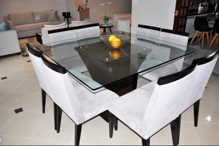 Casa à venda com 320m², 3 quartos e 4 vagasDetalhe - Sala de Jantar