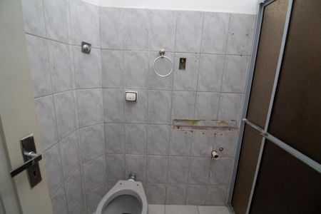 Casa à venda com 95m², 1 quarto e 2 vagasBanheiro