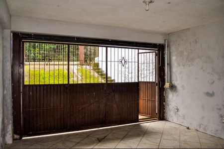 Casa à venda com 90m², 3 quartos e 2 vagas Casa à venda com 90m², 3 quartos e 2 vagasGaragem