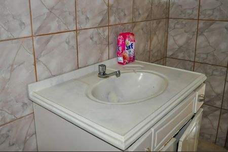 Casa à venda com 90m², 3 quartos e 2 vagas Casa à venda com 90m², 3 quartos e 2 vagasBanheiro