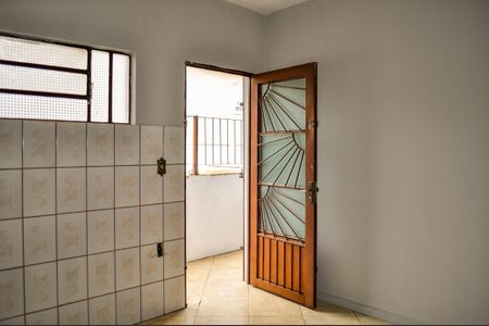 Casa à venda com 90m², 3 quartos e 2 vagas Casa à venda com 90m², 3 quartos e 2 vagasCozinha