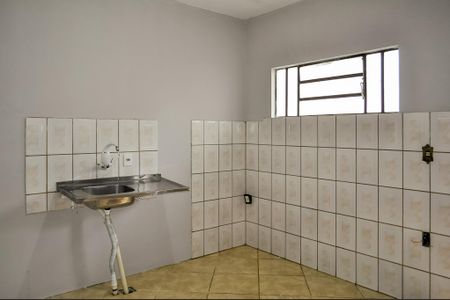 Casa à venda com 90m², 3 quartos e 2 vagas Casa à venda com 90m², 3 quartos e 2 vagasCozinha