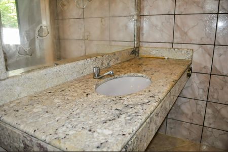 Casa à venda com 90m², 3 quartos e 2 vagas Casa à venda com 90m², 3 quartos e 2 vagasBanheiro da Suíte