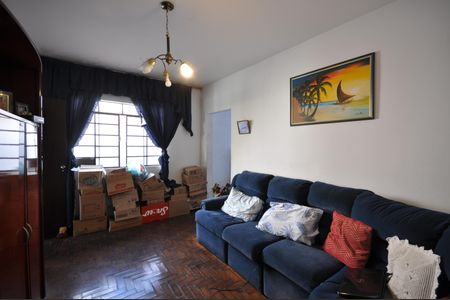 Casa à venda com 400m², 2 quartos e 3 vagasSala