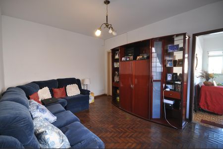 Casa à venda com 400m², 2 quartos e 3 vagasSala