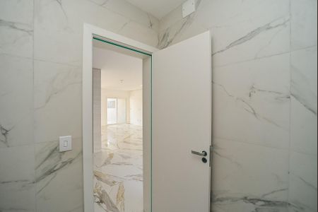 Casa à venda com 170m², 3 quartos e 2 vagasÁrea de Serviço