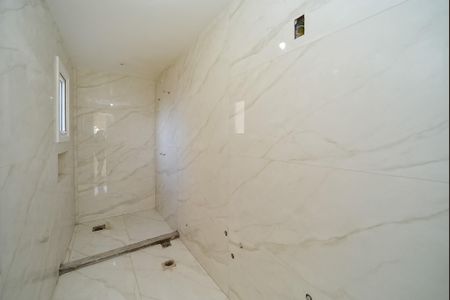 Casa à venda com 170m², 3 quartos e 2 vagasBanheiro da Suíte 1