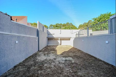 Casa à venda com 170m², 3 quartos e 2 vagasQuintal