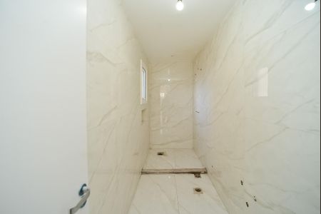 Casa à venda com 170m², 3 quartos e 2 vagasBanheiro da Suíte 1