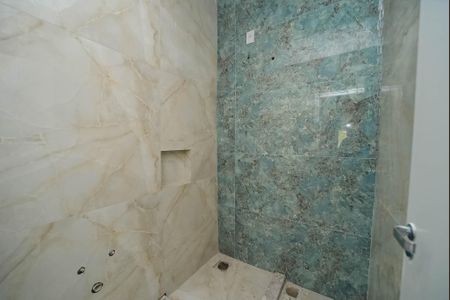 Casa à venda com 170m², 3 quartos e 2 vagasBanheiro da Suíte 2