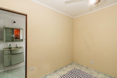 Casa à venda com 150m², 4 quartos e 2 vagasSuíte 2