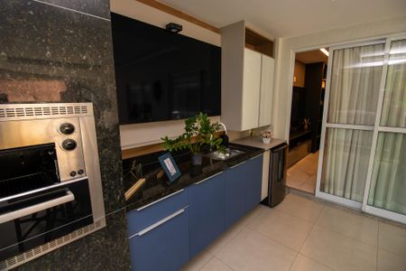 Apartamento à venda com 117m², 3 quartos e 2 vagas Apartamento à venda com 117m², 3 quartos e 2 vagasVaranda