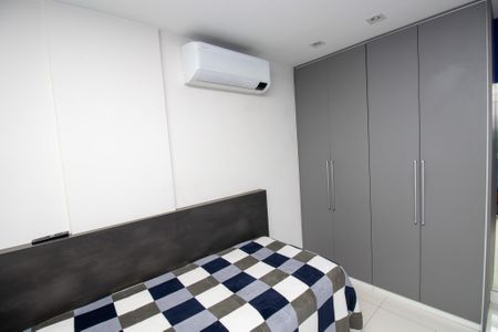 Apartamento à venda com 117m², 3 quartos e 2 vagas Apartamento à venda com 117m², 3 quartos e 2 vagasQuarto