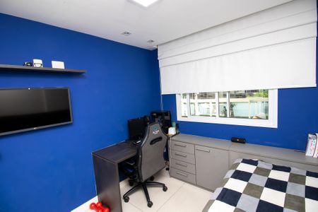 Apartamento à venda com 117m², 3 quartos e 2 vagas Apartamento à venda com 117m², 3 quartos e 2 vagasQuarto