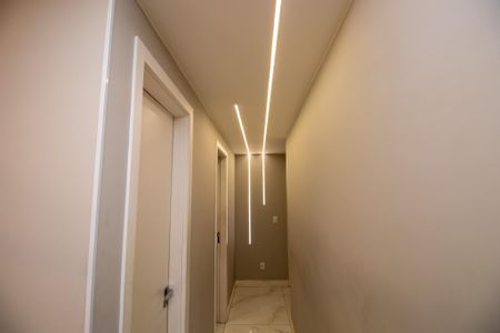 Apartamento à venda com 117m², 3 quartos e 2 vagas Apartamento à venda com 117m², 3 quartos e 2 vagasCorredor