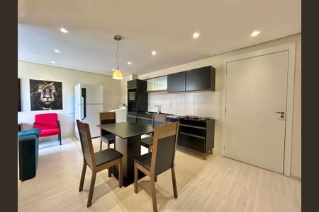 Apartamento à venda com 65m², 2 quartos e 1 vagaSala de jantar 