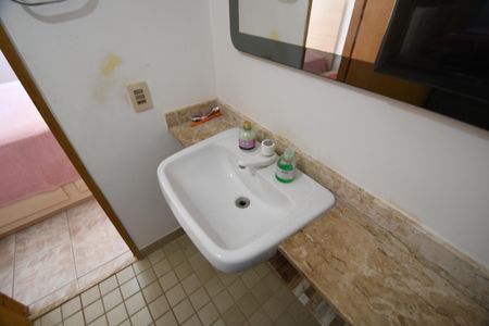 Apartamento à venda com 87m², 3 quartos e 1 vagaBanheiro 1