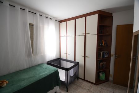 Apartamento à venda com 87m², 3 quartos e 1 vagaQuarto 2