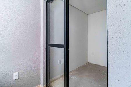 Apartamento à venda com 74m², 2 quartos e sem vagaQuarto 01 - Varanda