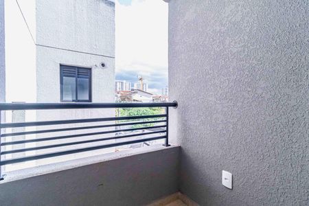 Apartamento à venda com 74m², 2 quartos e sem vagaQuarto 01 - Varanda