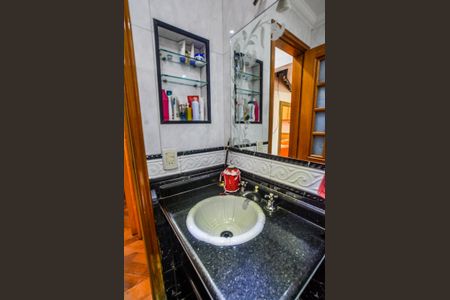 Apartamento à venda com 100m², 3 quartos e 1 vagaBanheiro da Suíte