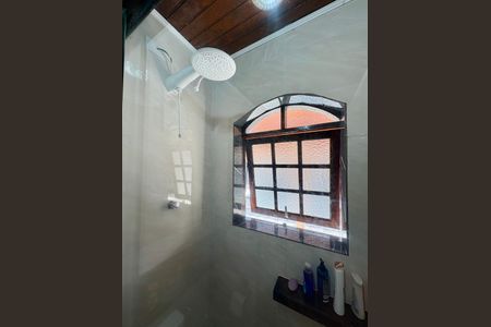 Casa à venda com 750m², 3 quartos e 6 vagas Casa à venda com 750m², 3 quartos e 6 vagasBanheiro Social