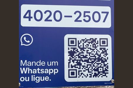 Casa à venda com 750m², 3 quartos e 6 vagas Casa à venda com 750m², 3 quartos e 6 vagasPlaca