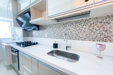 Apartamento para alugar com 80m², 2 quartos e 2 vagasCozinha