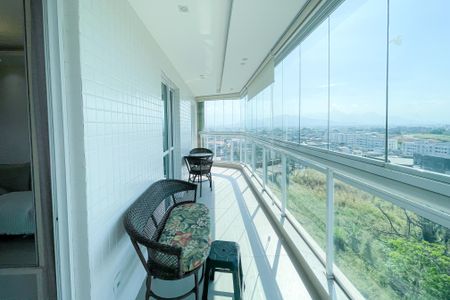 Apartamento para alugar com 80m², 2 quartos e 2 vagasVaranda