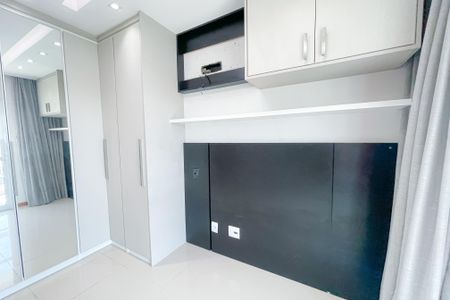 Apartamento para alugar com 80m², 2 quartos e 2 vagasQuarto
