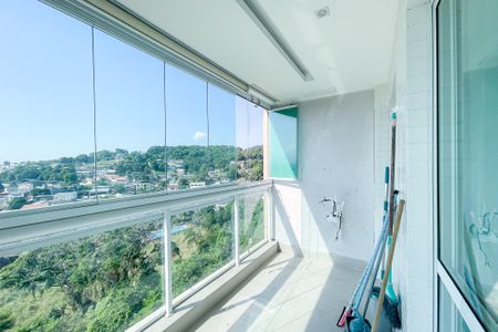 Apartamento para alugar com 80m², 2 quartos e 2 vagasVaranda