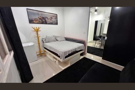 Apartamento à venda com 32m², 1 quarto e sem vaga