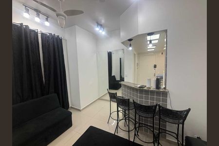 Apartamento à venda com 32m², 1 quarto e sem vaga