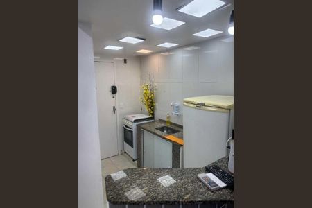 Apartamento à venda com 32m², 1 quarto e sem vaga