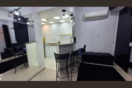 Apartamento à venda com 32m², 1 quarto e sem vaga