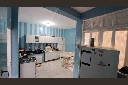 Casa à venda com 61m², 2 quartos e 1 vaga