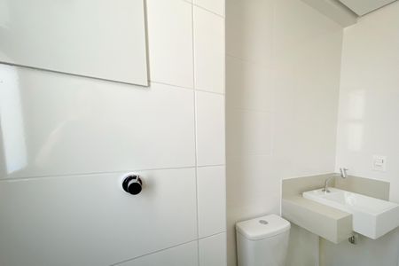 Apartamento à venda com 1410m², 3 quartos e 2 vagas Apartamento à venda com 1410m², 3 quartos e 2 vagasBanheiro