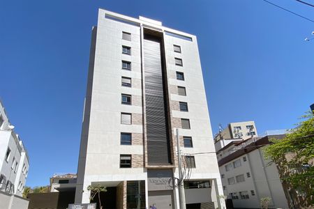 Apartamento à venda com 1410m², 3 quartos e 2 vagas Apartamento à venda com 1410m², 3 quartos e 2 vagasFachada