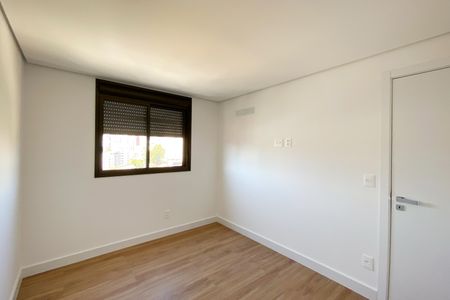 Apartamento à venda com 1410m², 3 quartos e 2 vagas Apartamento à venda com 1410m², 3 quartos e 2 vagasQuarto 2