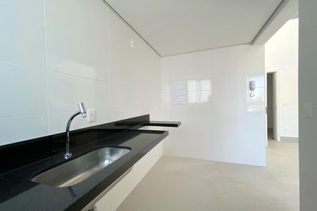 Apartamento à venda com 1410m², 3 quartos e 2 vagas Apartamento à venda com 1410m², 3 quartos e 2 vagasCozinha