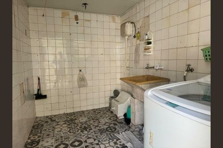 Casa à venda com 182m², 3 quartos e 2 vagas