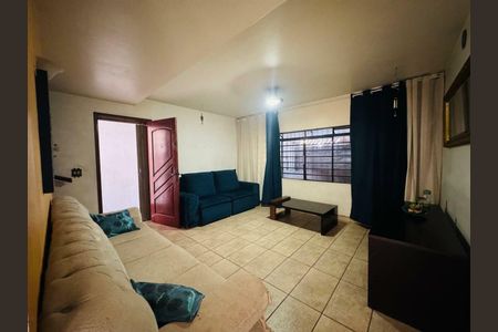 Casa à venda com 182m², 3 quartos e 2 vagas