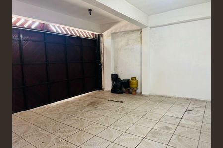 Casa à venda com 182m², 3 quartos e 2 vagas