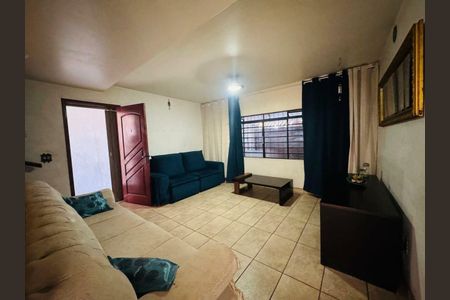 Casa à venda com 182m², 3 quartos e 2 vagas